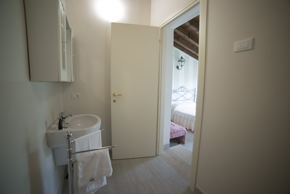 Comfort Triple Room, Garden View photo 2