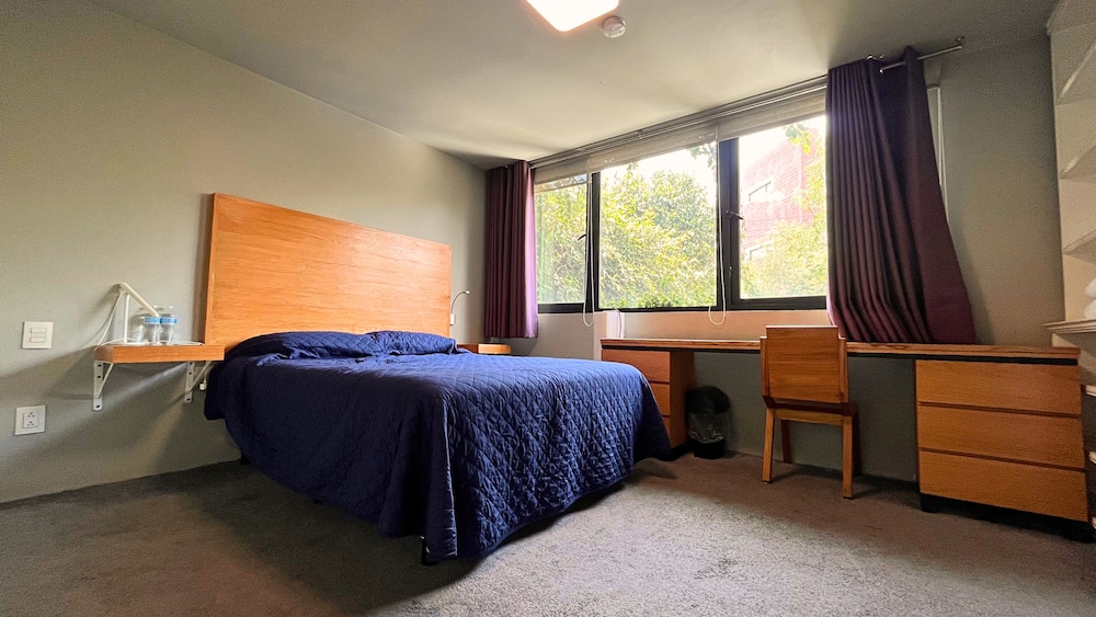 Panoramic Room