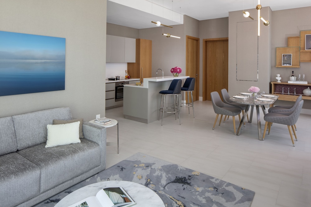 Elite Room, 1 Bedroom, Balcony (Elite Living)