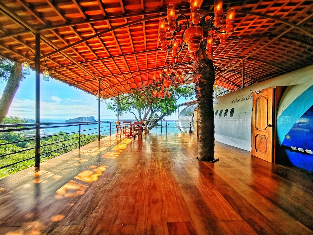 Exclusive Loft, 2 Bedrooms, Ocean View (Sky Loft 727 Aircraft)