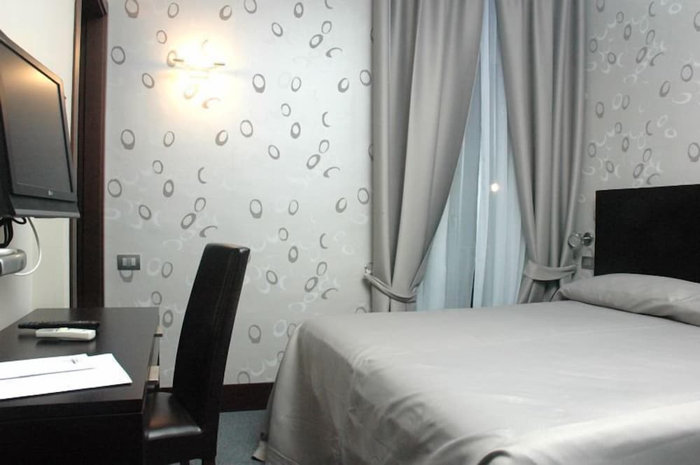 Standard Double Room Single Use