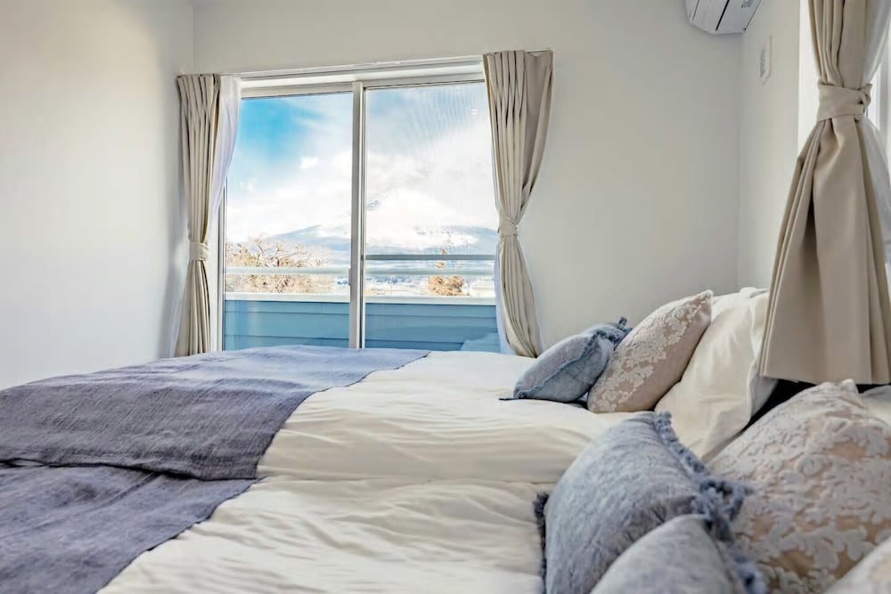 Private Vacation Home photo 3