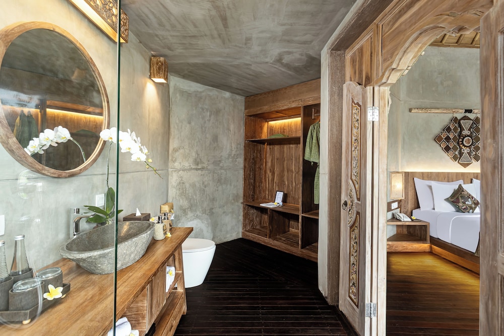 Authentic One Bedroom Pool Villa With 1x Floating Breakfast And With Daily Afternoon Tea