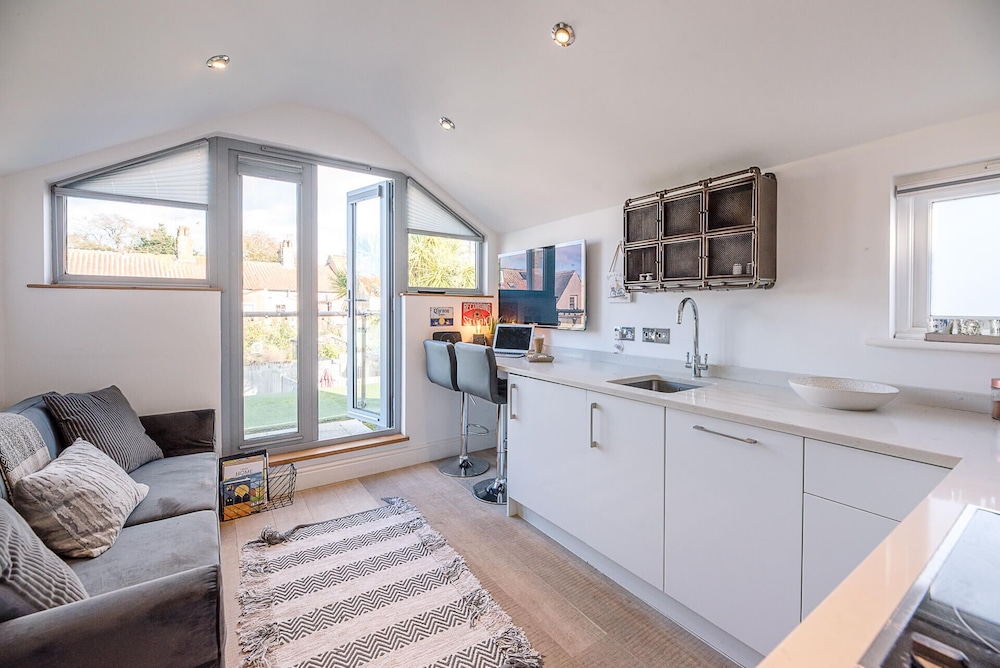 Apartment (1 Bedroom)
