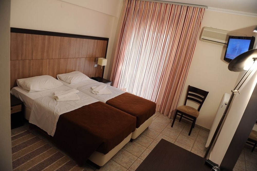 Double or Twin Room, Sea View photo 2