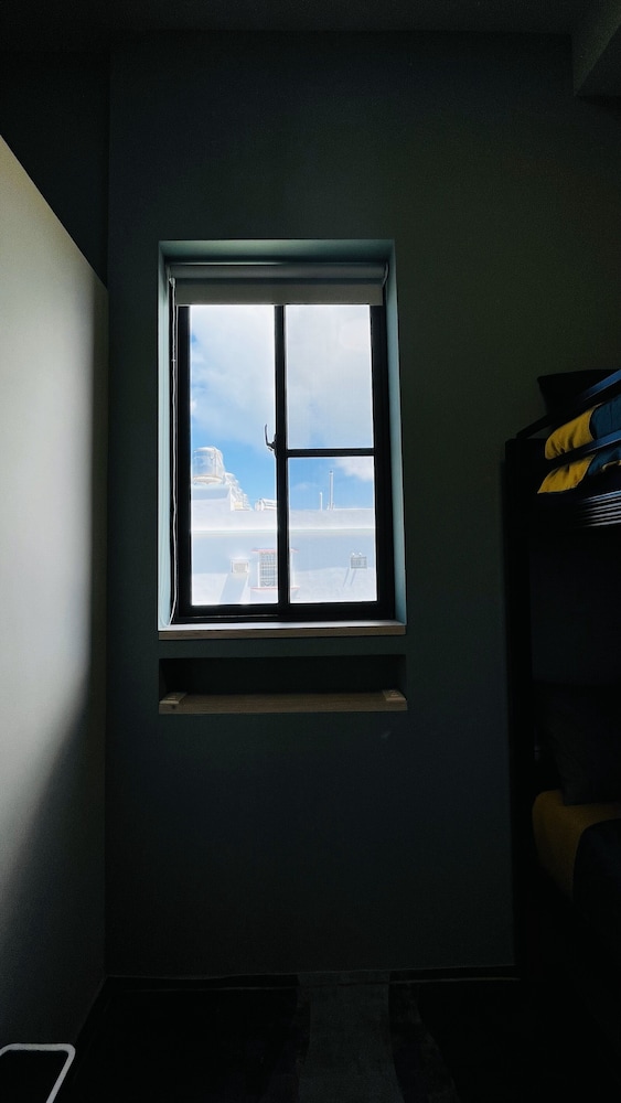 Comfort Room, 1 Bedroom, Partial Ocean View, Sea Facing photo 2