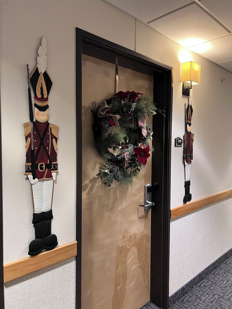 Santa Suite photo 2