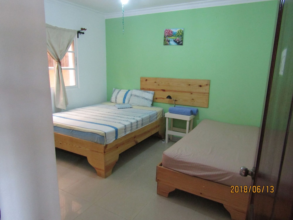 Double Room, 1 Queen Bed, Ground Floor Poolside