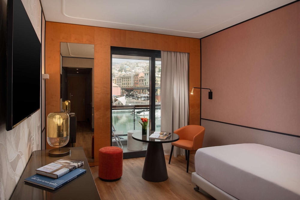 Superior Single Room (View)