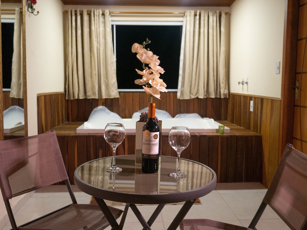 Deluxe Double or Twin Room, 1 Bedroom photo 2