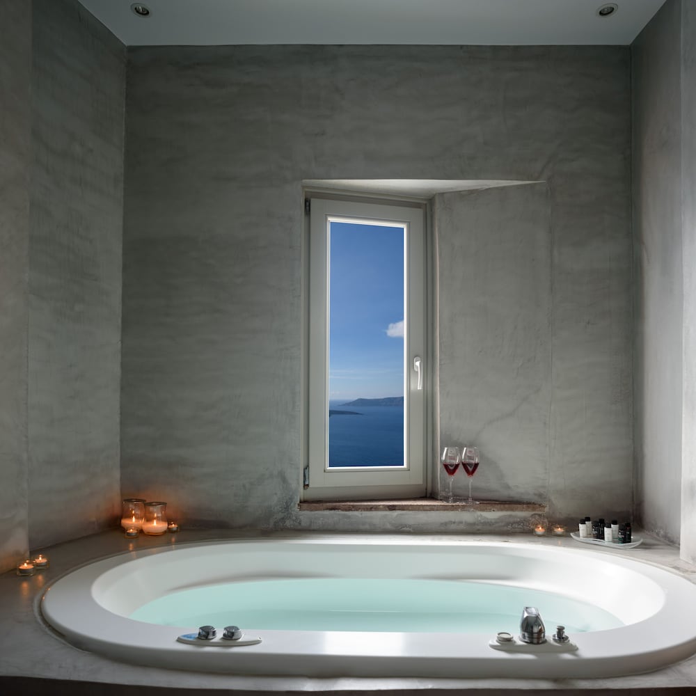 Suite, Jetted Tub, Sea View (Petit) - Photo 11