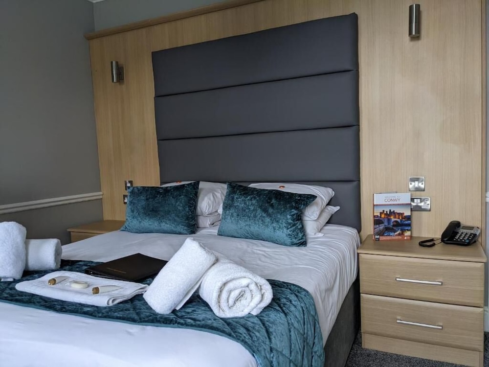 Standard Double or Twin Room - Photo 3
