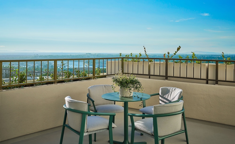 Lido Balcony Suite - Photo 6