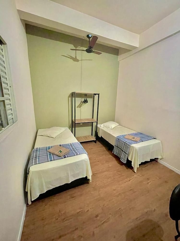 Standard Twin Room photo 2