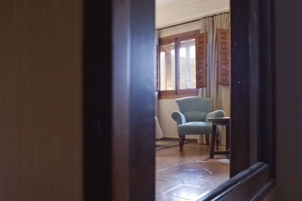 Superior Twin Room, 2 Twin Beds - Photo 2