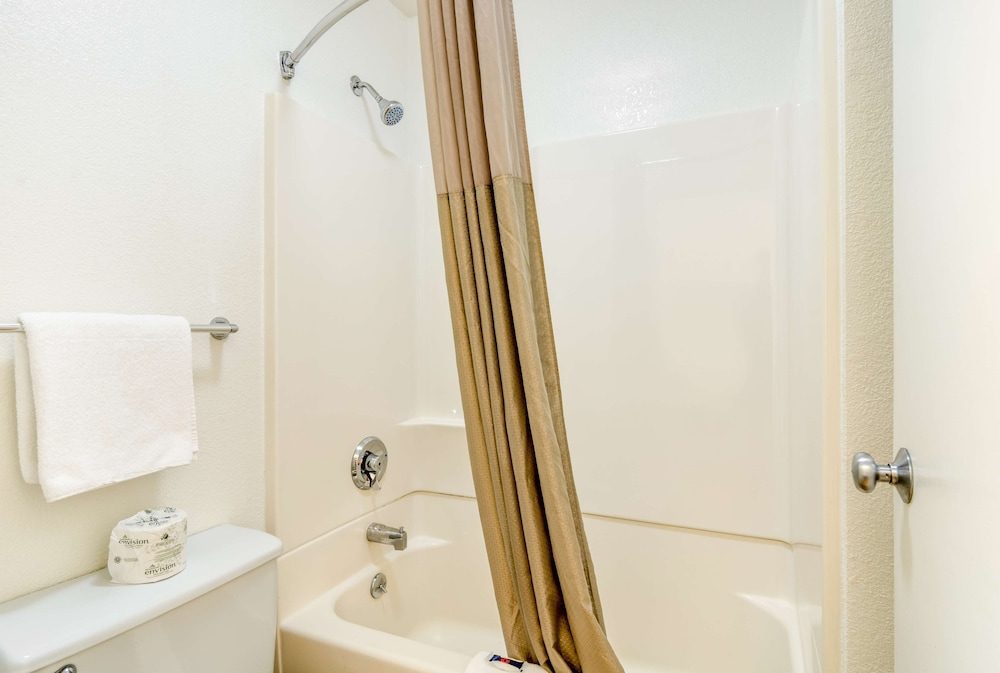 Deluxe Room, 2 Double Beds, Non Smoking photo 2