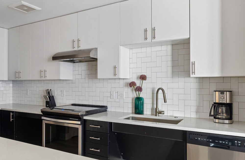 Comfort Apartment, 2 Bedrooms, Accessible (Self Check-in with Virtual Front Desk) - Photo 9