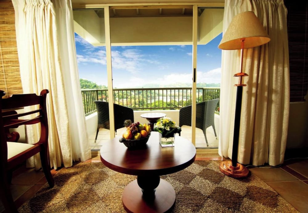 Royal Room