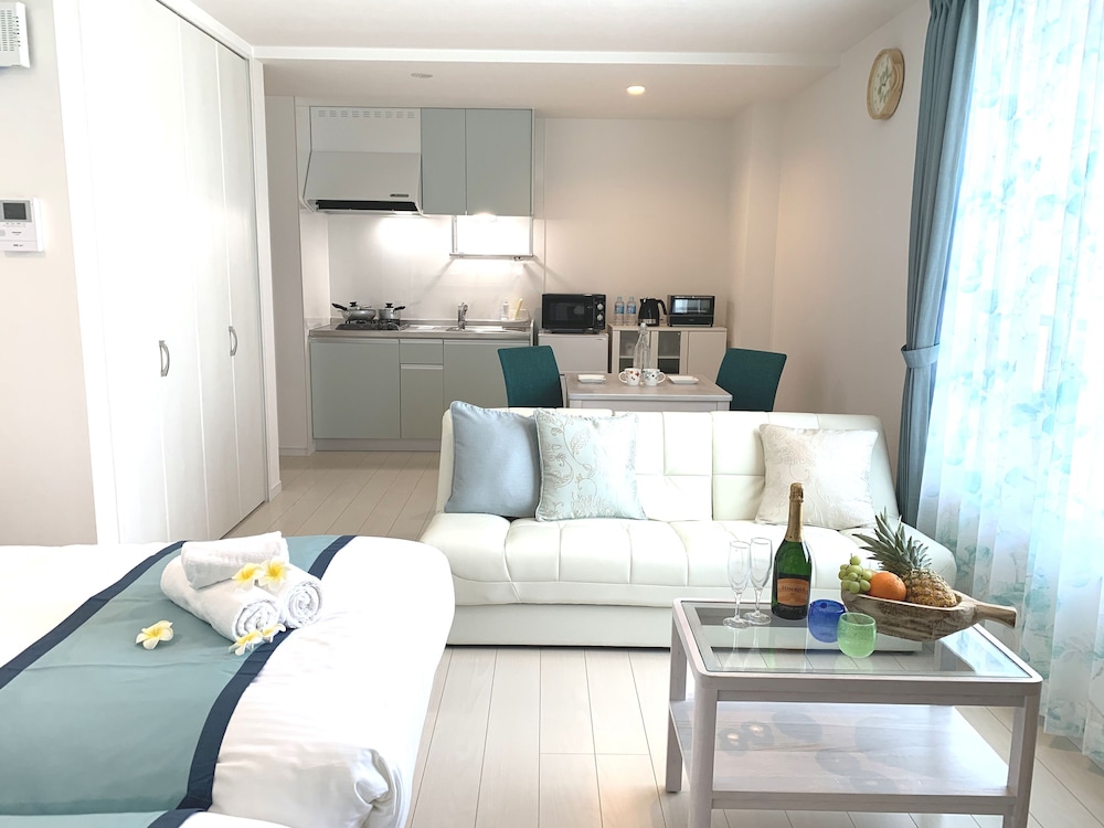 Studio (with Sofa Bed) - Photo 2