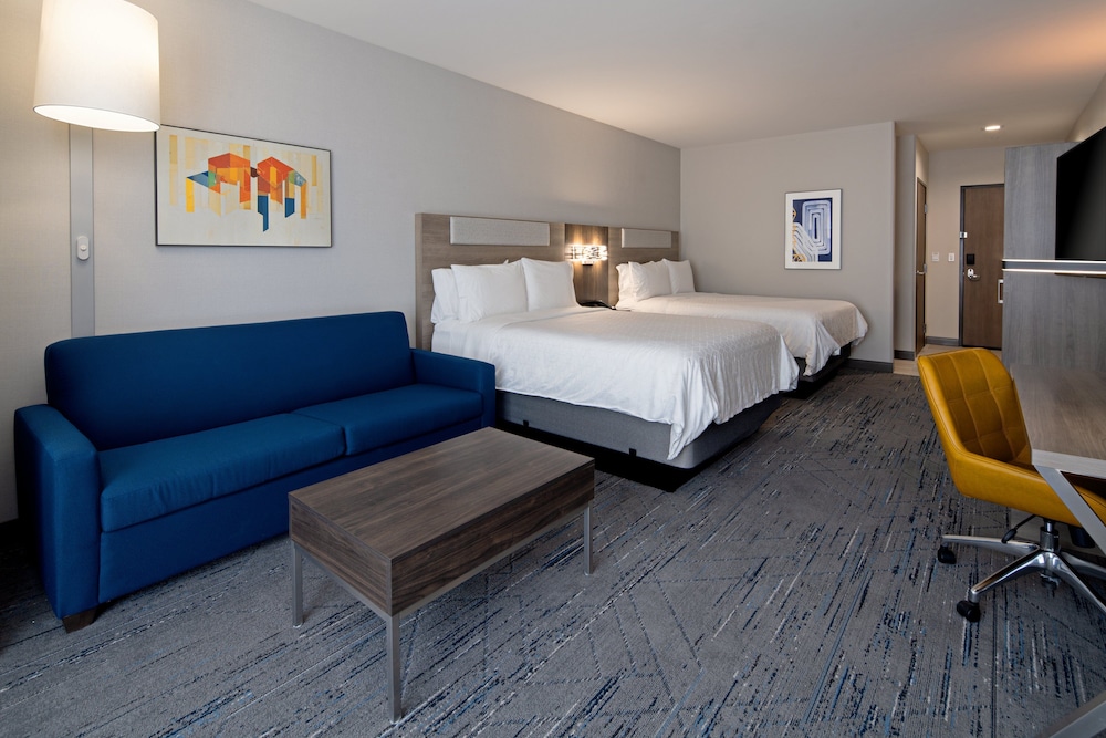 Suite, 1 King Bed, Accessible (Communications Accessible) - Photo 1
