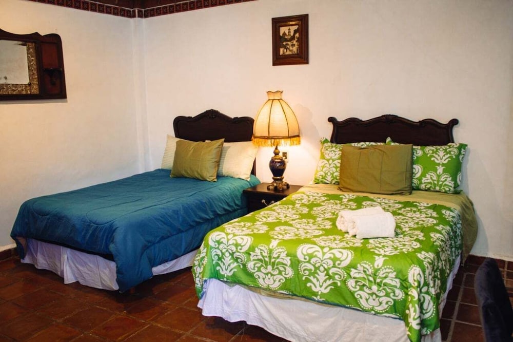Basic Room, 2 Double Beds