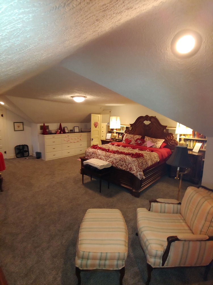 Grand House photo 3