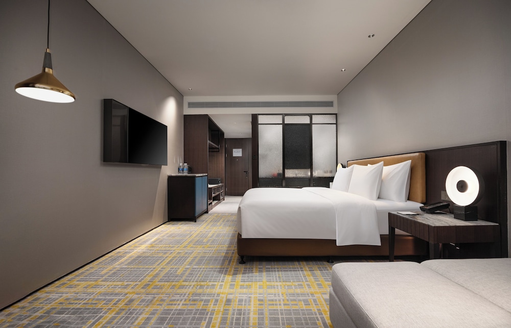 Superior Single Room, City View photo 2