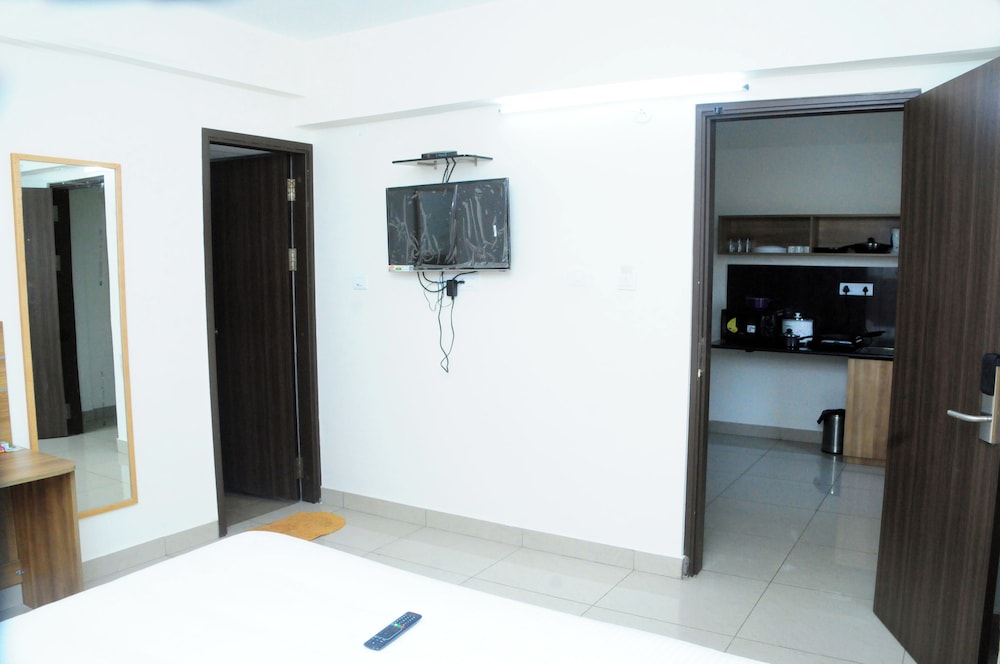 Standard Apartment, 3 Bedrooms, Annex Building