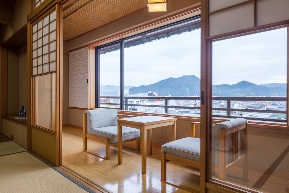Traditional Room (12.5 Tatami Mats, New Building) photo 3