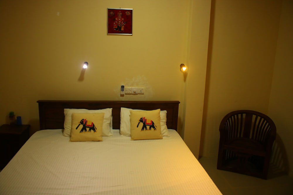 Double Room, Balcony, Garden View photo 3
