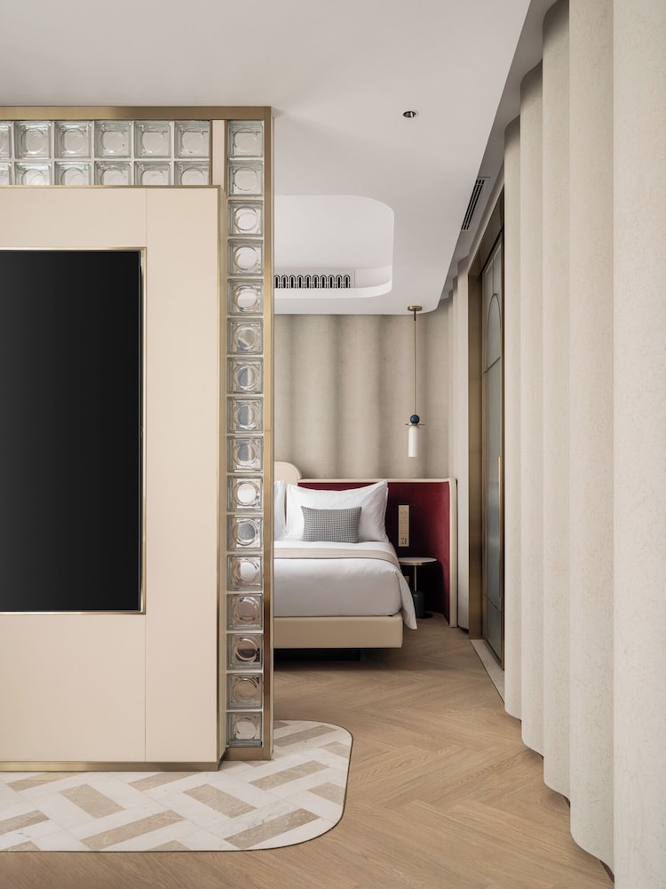 Elite Double Room, 1 Queen Bed