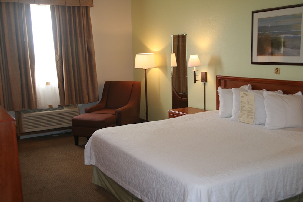Standard King Room photo 1