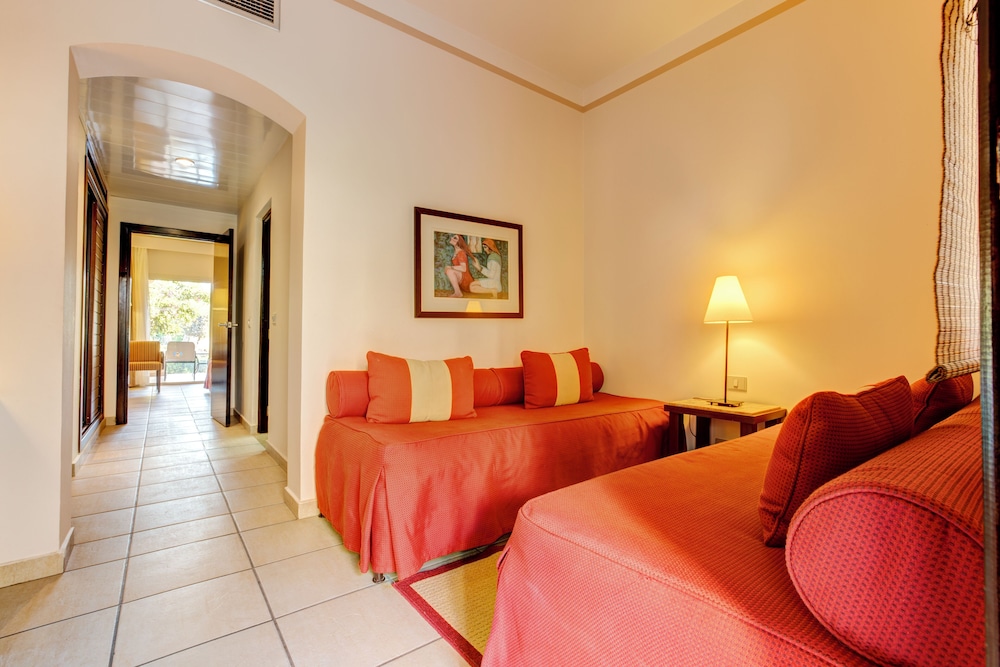 Family Room, 1 Bedroom