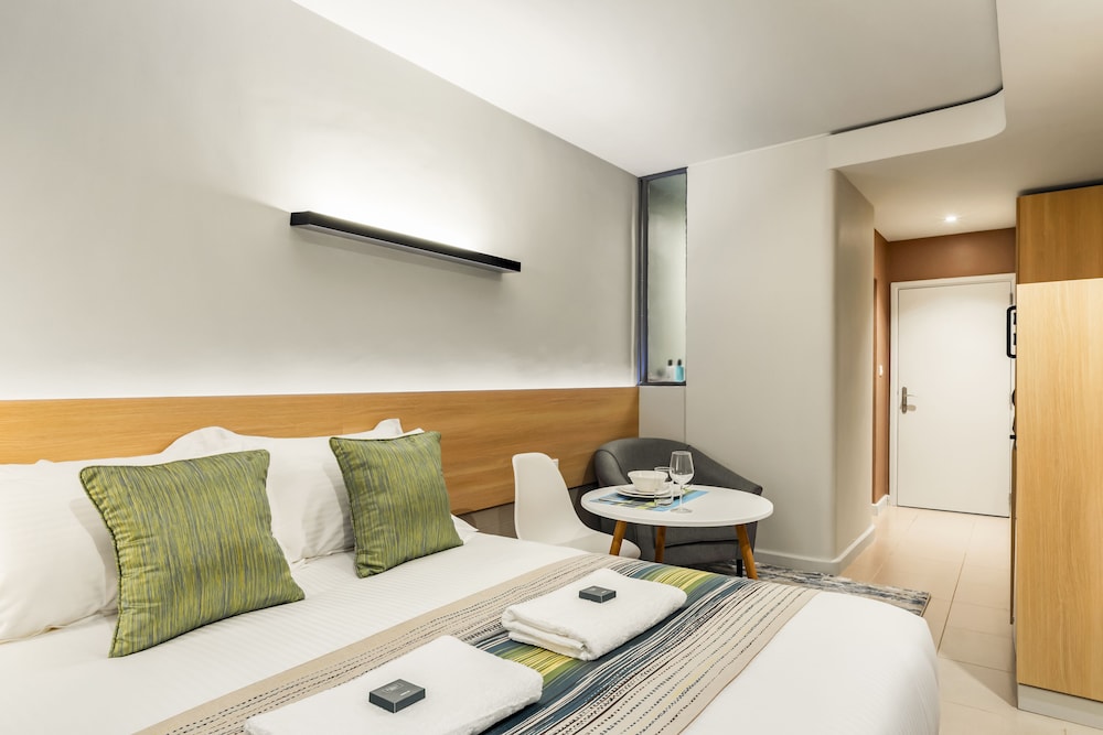 Deluxe Studio Suite photo 1