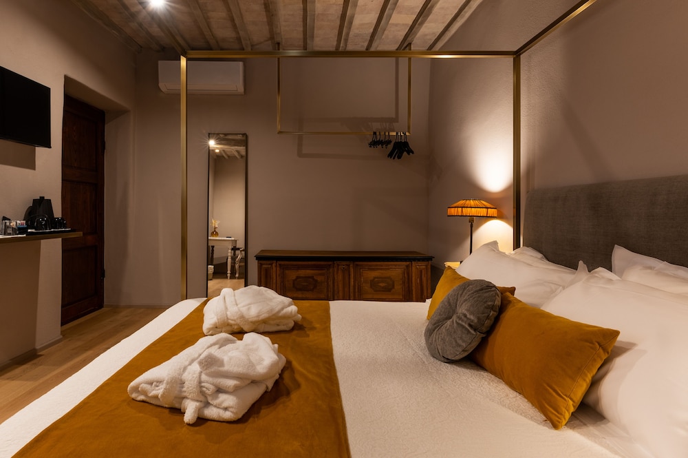 Superior Double Room, Valley View photo 3