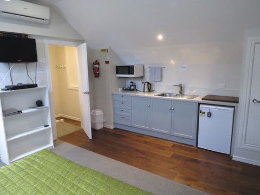 Studio Loft Apartment photo 2