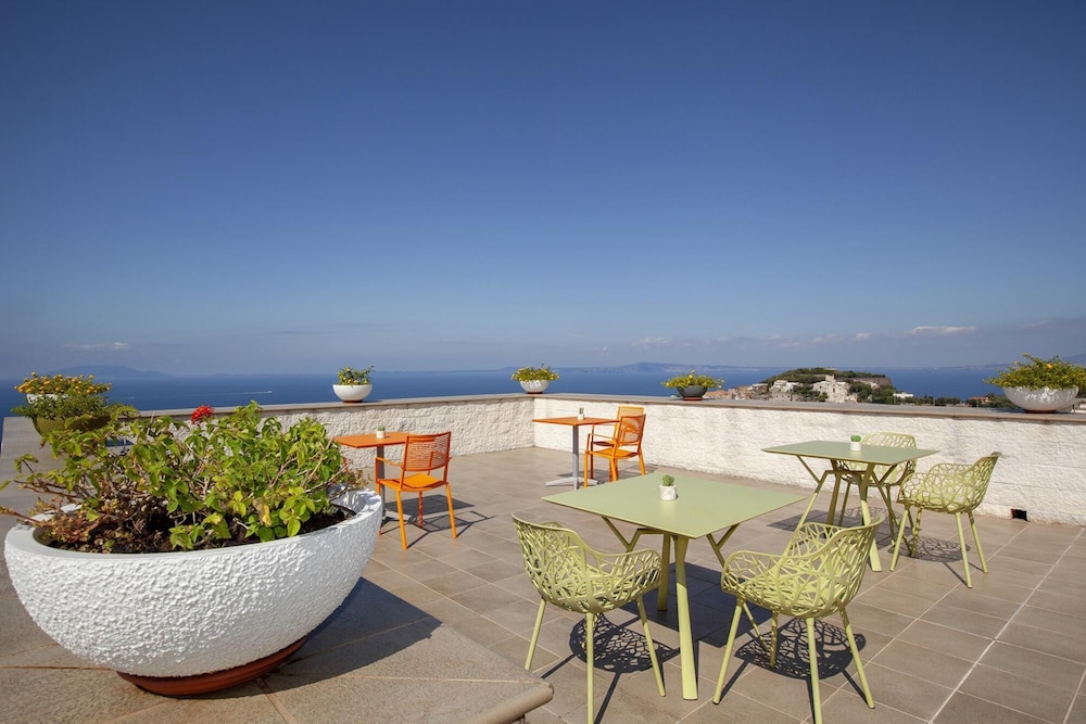 Villa, Smoking