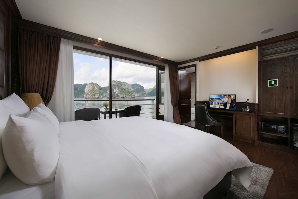 Elegance Suite, Balcony photo 2