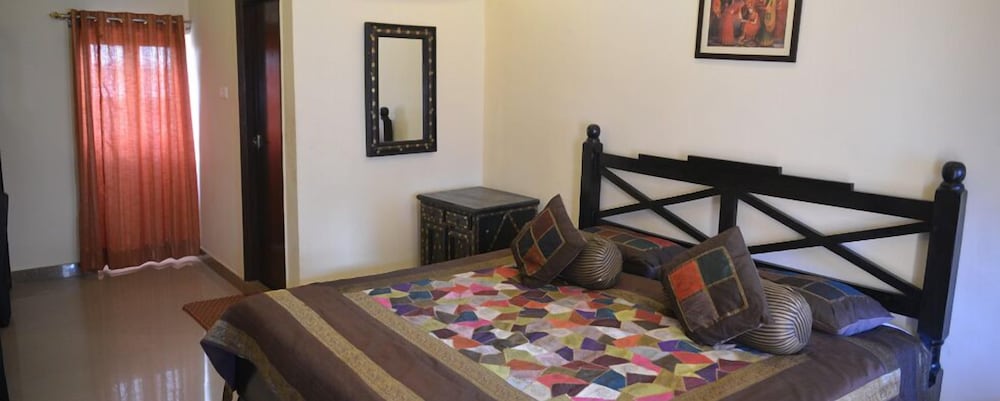 Royal Room photo 2