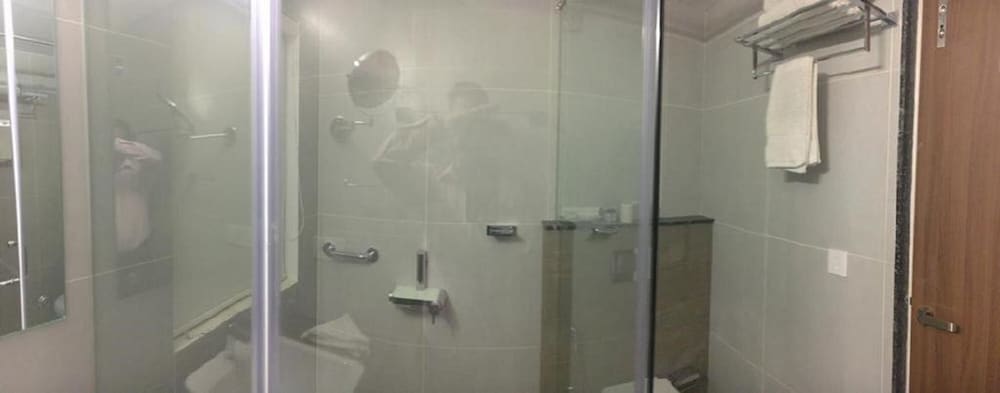 Executive Room - Photo 23