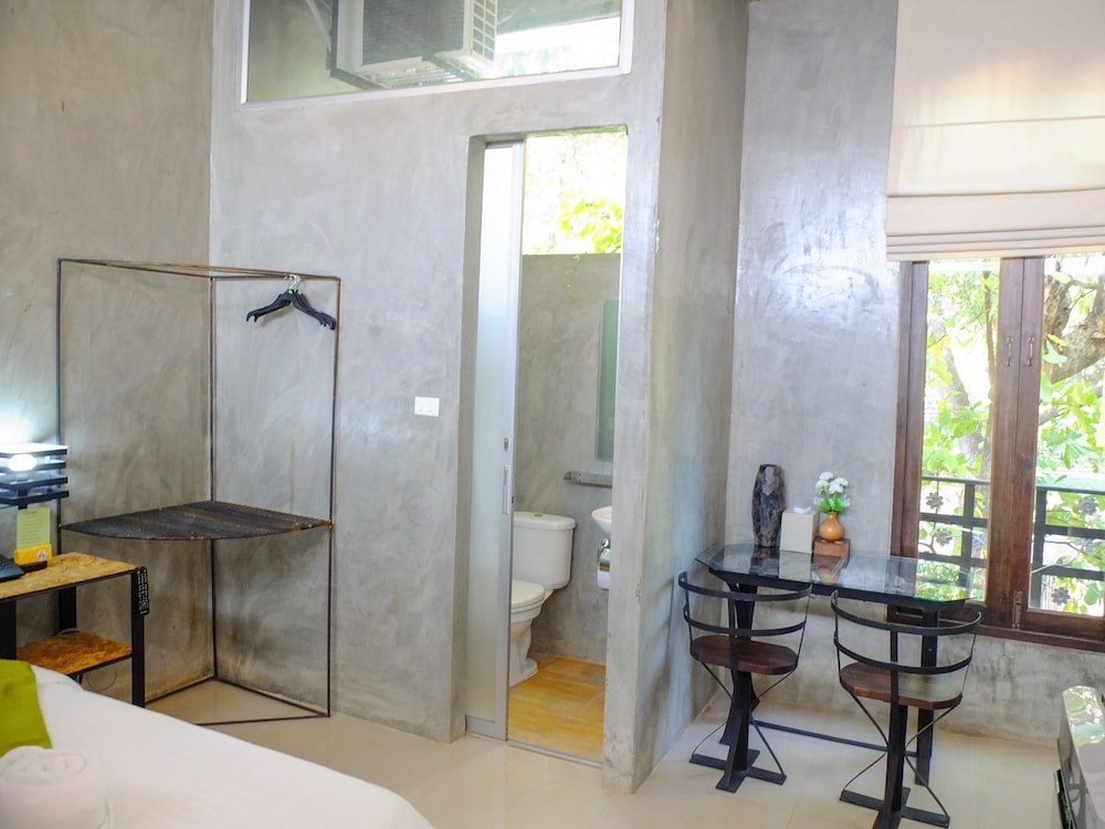 Superior Room, 1 Bedroom, Non Smoking, Park View photo 3