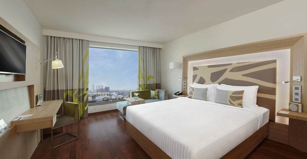 Executive Room King Bed with Additional Privileges