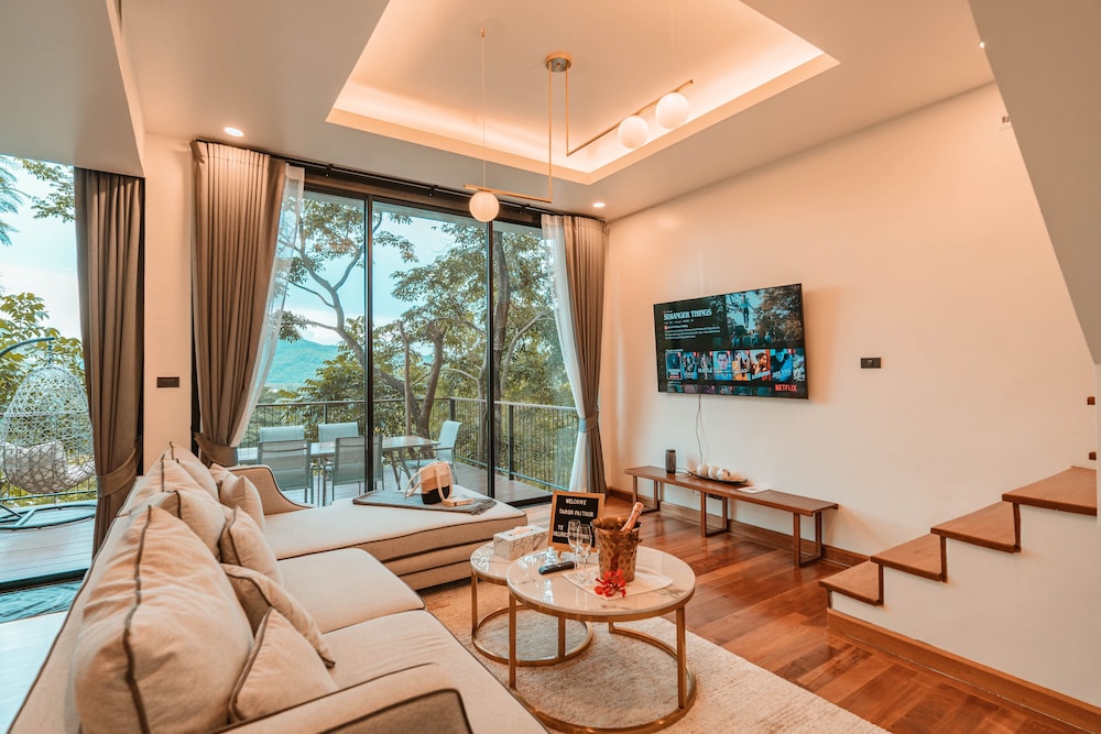 Hillrock Residence photo 1