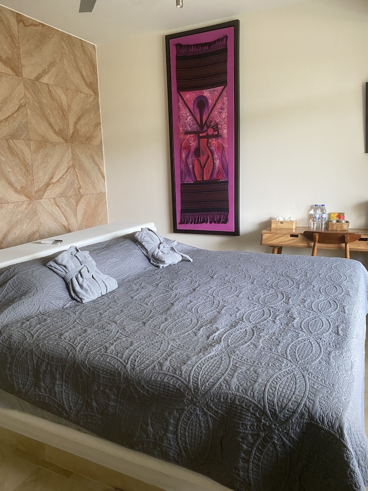 Standard Room - Photo 22
