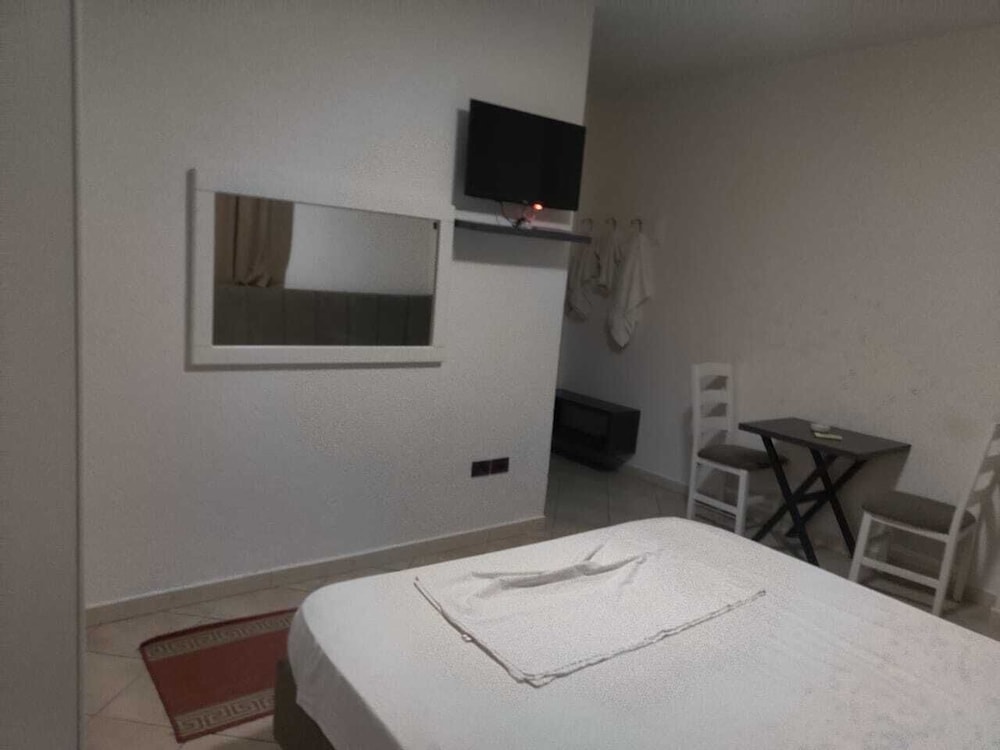 Basic Room photo 2