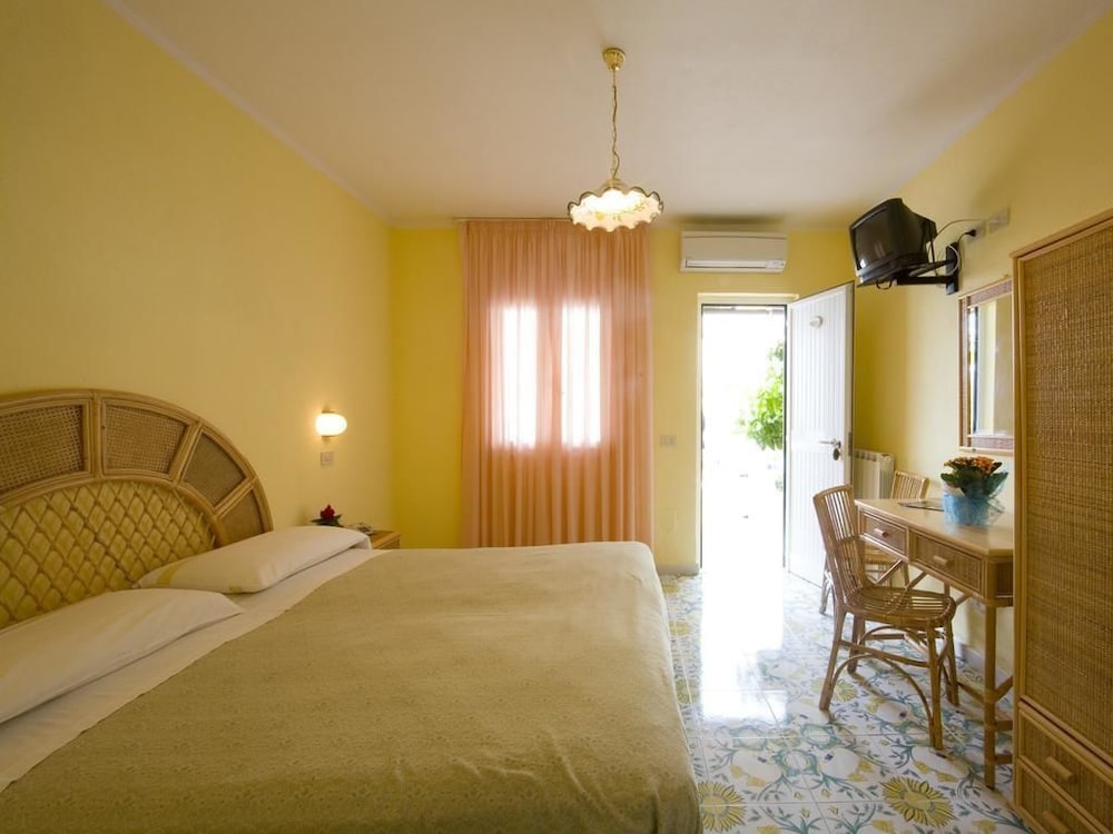 Superior Double Room photo 1
