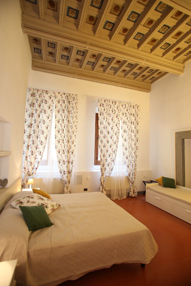 Standard Double or Twin Room photo 2