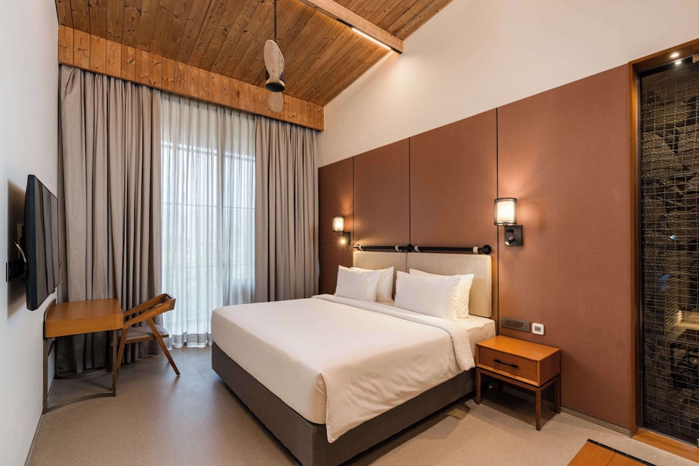 Villa, 4 Bedrooms - Photo 1