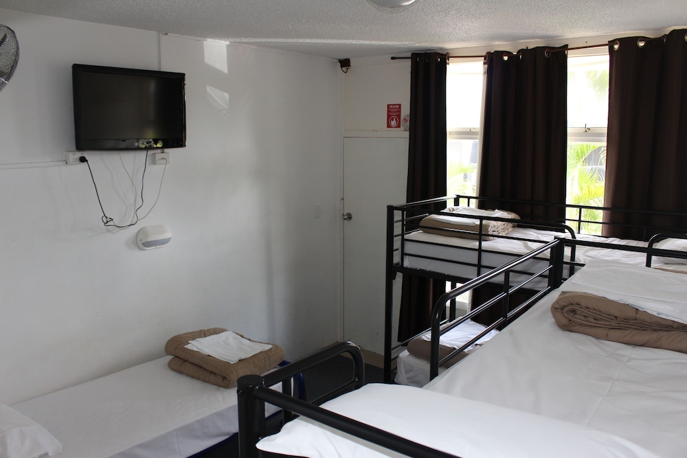 Triple Room, Ensuite photo 3