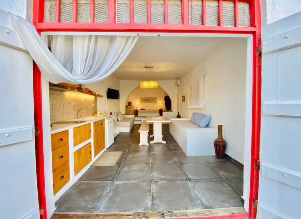 Basic Apartment